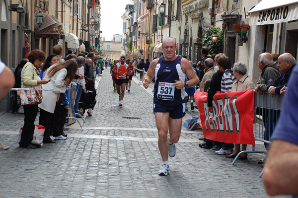 Mezza Maratona dei Castelli Romani (05/10/2008) castelgandolfo-474