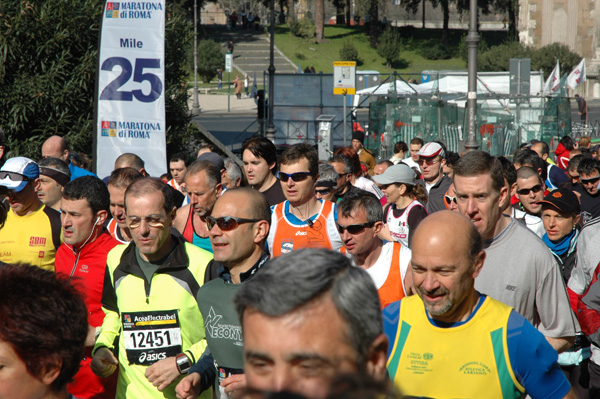 Maratona della Città di Roma (22/03/2009) dominici_km_02_530
