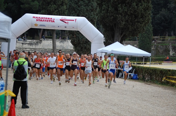 Maratona di Roma a Staffetta (16/10/2010) maratonastaffetta10_027