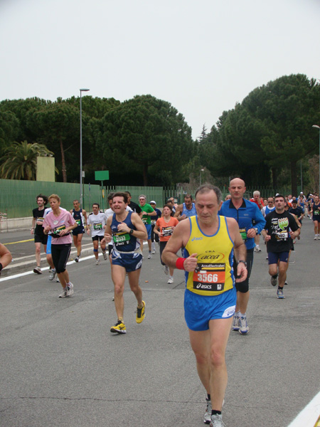 Maratona di Roma (21/03/2010) mario_4980
