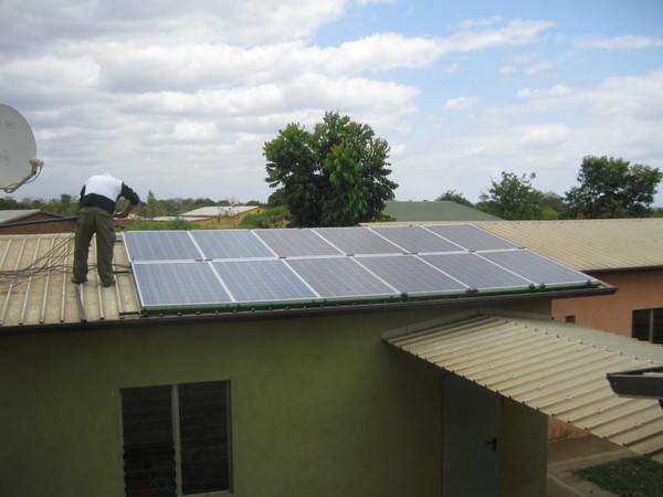 Missione in Malawi - Impianto fotovoltaico (01/10/2015) 00014