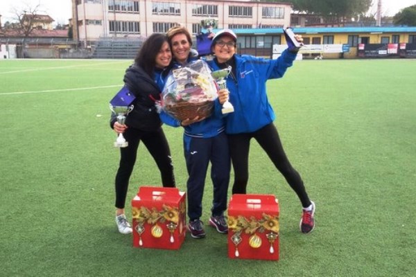 Erika Michielan, Annalaura Bravetti e Paola Patta festeggiano insieme gli ottimi risultati raggiunti in gara