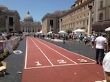 Piazza San Pietro trasformata in un enorme stadio