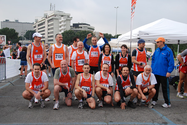un gruppetto di orange alla 'Granai Run' (foto di Patrizia De Castro)