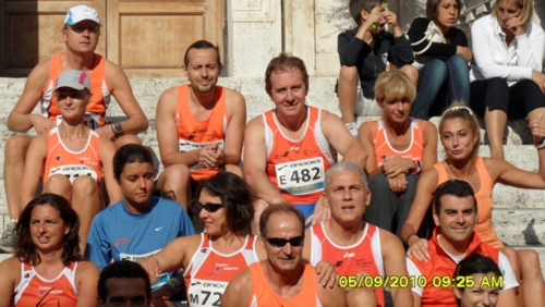 Alcuni Orange partecipanti all'edizione del 2010