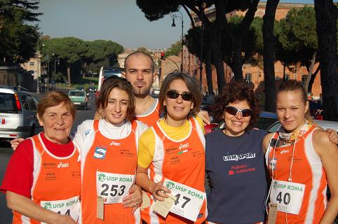 Alfonsina, Federica, Mariano, Anna Maria, Rita e Lisa. (foto di Giuseppe Coccia)