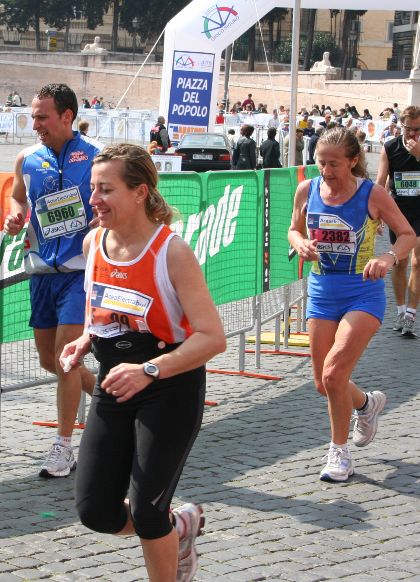 Francesca a Piazza del Popolo (foto di Amedeo Gigli)