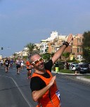 Il nostro runner 'Ubba' Claudio Ubaldini in azione durante la Trenta del Mare