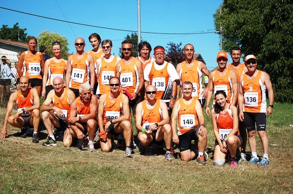 Il gruppo orange in una delle passate edizioni della maratonina