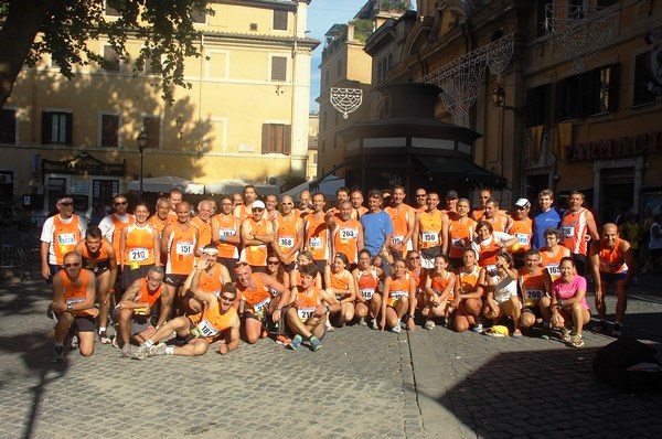 Il gruppo orange de Noantri nel 2013