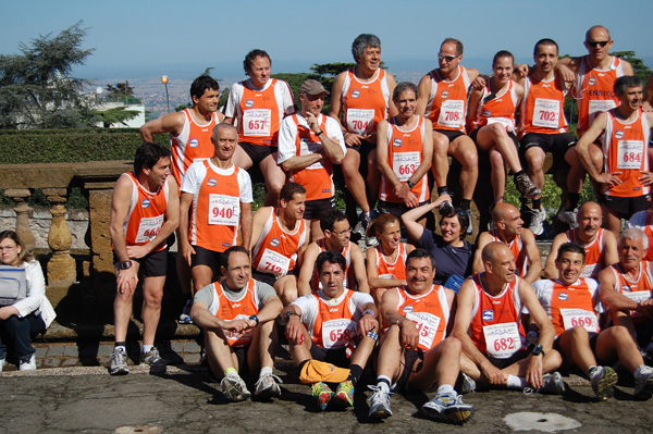 Giro delle Ville Tuscolane (25/04/2008) frascati-027