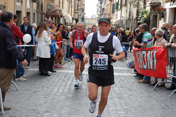 Mezza Maratona dei Castelli Romani (05/10/2008) castelgandolfo-423