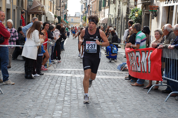 Mezza Maratona dei Castelli Romani (05/10/2008) castelgandolfo-432