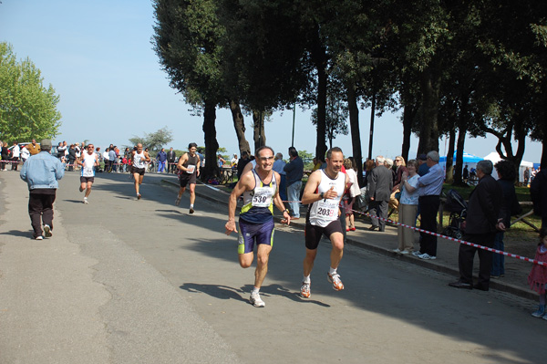 Giro delle Ville Tuscolane (25/04/2009) frascatipino_178