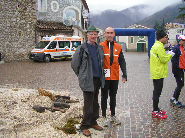 Winter Trail dei Marsi (25/01/2009) collelongo-055