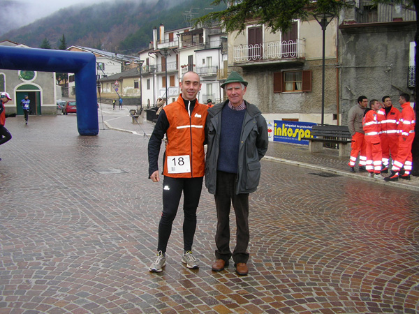 Winter Trail dei Marsi (25/01/2009) collelongo-056