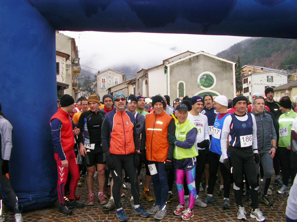 Winter Trail dei Marsi (25/01/2009) collelongo-058