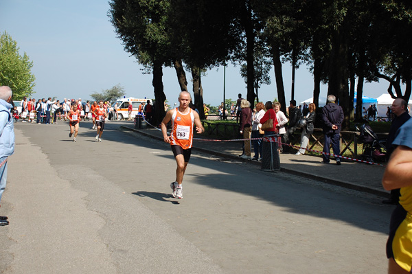 Giro delle Ville Tuscolane (25/04/2009) frascatipino_330