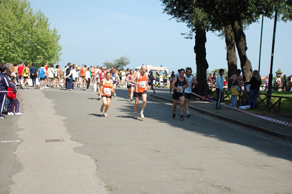 Giro delle Ville Tuscolane (25/04/2009) frascatipino_341