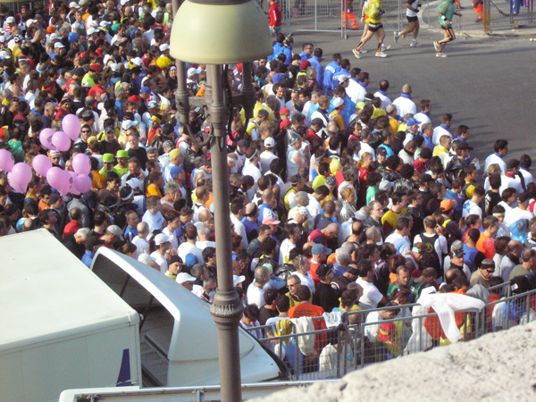 Maratona della Città di Roma (22/03/2009) costa_km_00_025