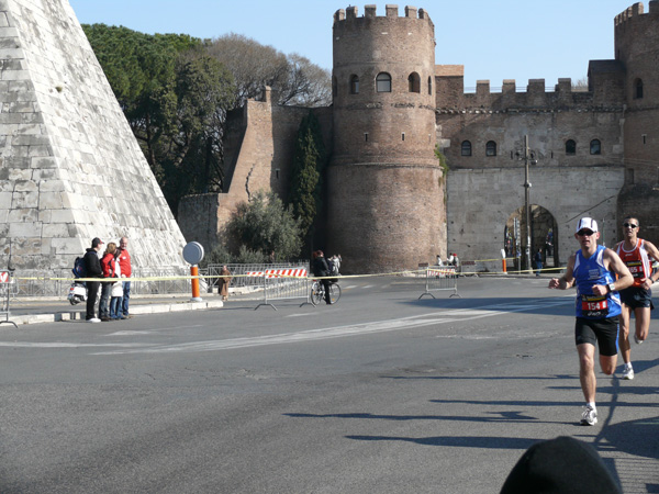 Maratona della Città di Roma (22/03/2009) giulia_1050073