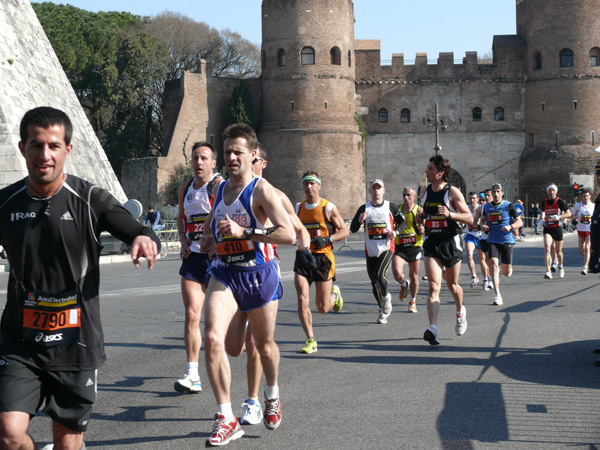 Maratona della Città di Roma (22/03/2009) giulia_1050114