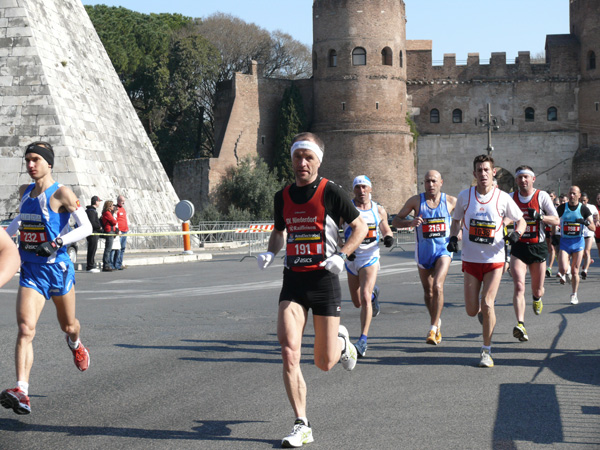 Maratona della Città di Roma (22/03/2009) giulia_1050121