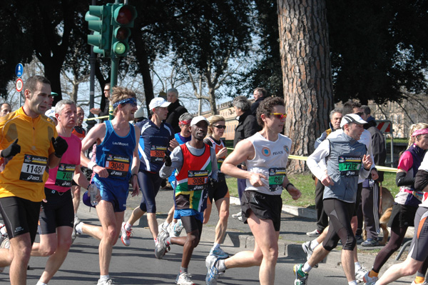 Maratona della Città di Roma (22/03/2009) dominici_km_12_654