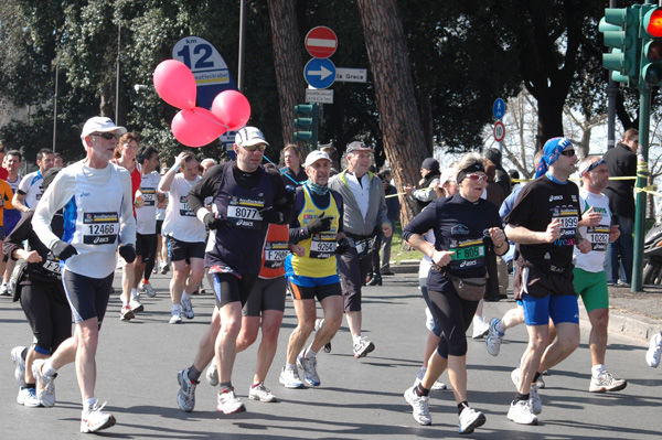 Maratona della Città di Roma (22/03/2009) dominici_km_12_750