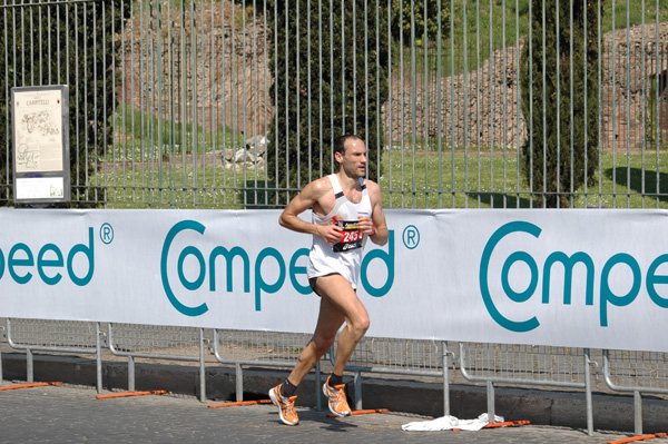 Maratona della Città di Roma (22/03/2009) dominici_km_41_788