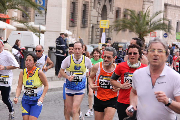 Maratona di Roma (21/03/2010) robert_0448