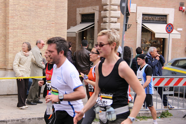 Maratona di Roma (21/03/2010) robert_0486