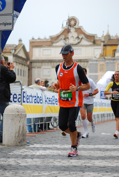 Maratona di Roma (21/03/2010) lorenzo_0200