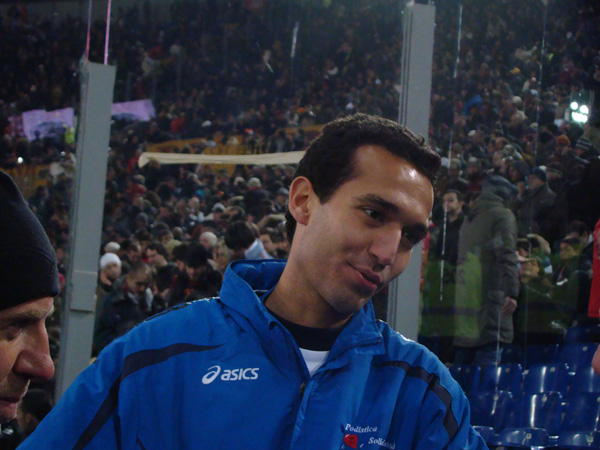 Una Gardenia per l'AISM nello Stadio Olimpico (06/03/2010) aism_stadio_04611