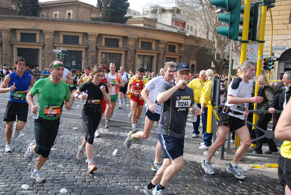 Maratona di Roma (21/03/2010) pat_2571