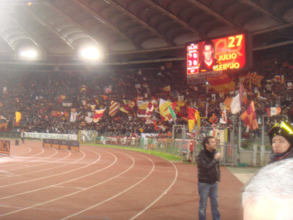 Una Gardenia per l'AISM nello Stadio Olimpico (06/03/2010) botta_05457
