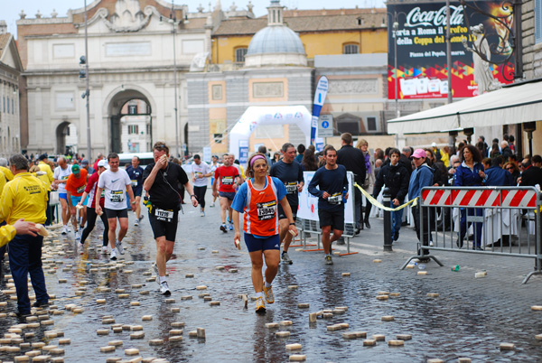 Maratona di Roma (21/03/2010) lorenzo_0381