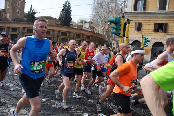 Maratona di Roma (21/03/2010) pat_2491