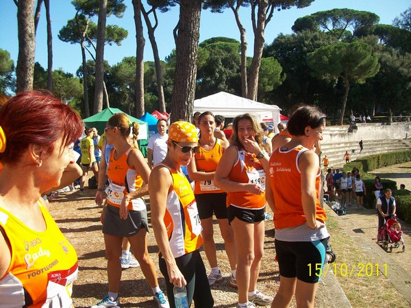 Maratona di Roma a Staffetta (15/10/2011) 0011