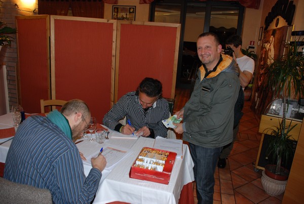 Corri alla Cena Sociale (19/12/2011) 0005