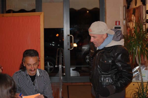 Corri alla Cena Sociale (19/12/2011) 0011
