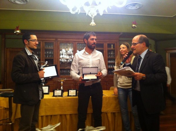 Corri alla Cena Sociale (19/12/2012) 00010