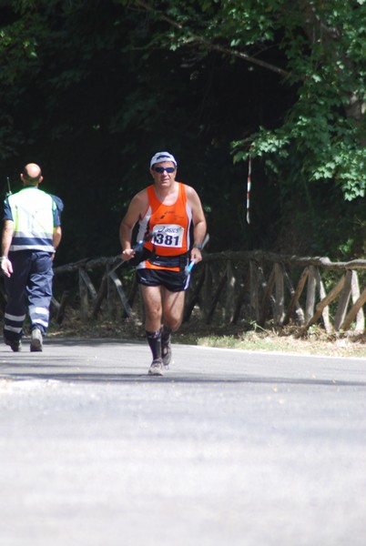 Woman in Trail (01/07/2012) 00110