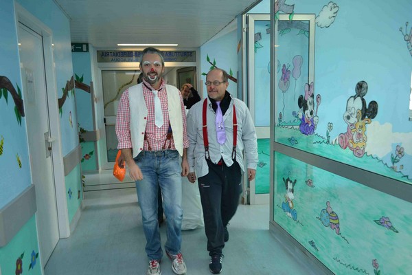 Un pò di gioia e allegria per i bambini ammalati di Fondi (12/02/2013) 00017