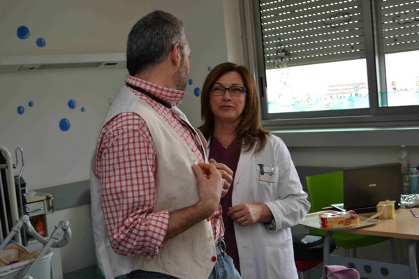Un pò di gioia e allegria per i bambini ammalati di Fondi (12/02/2013) 00030