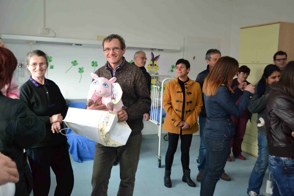 Un pò di gioia e allegria per i bambini ammalati di Fondi (12/02/2013) 00048