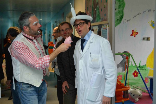 Un pò di gioia e allegria per i bambini ammalati di Fondi (12/02/2013) 00061