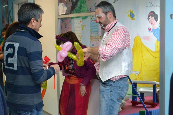 Un pò di gioia e allegria per i bambini ammalati di Fondi (12/02/2013) 00070
