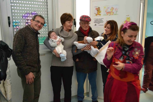 Un pò di gioia e allegria per i bambini ammalati di Fondi (12/02/2013) 00078