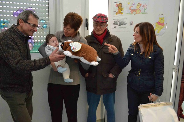 Un pò di gioia e allegria per i bambini ammalati di Fondi (12/02/2013) 00079
